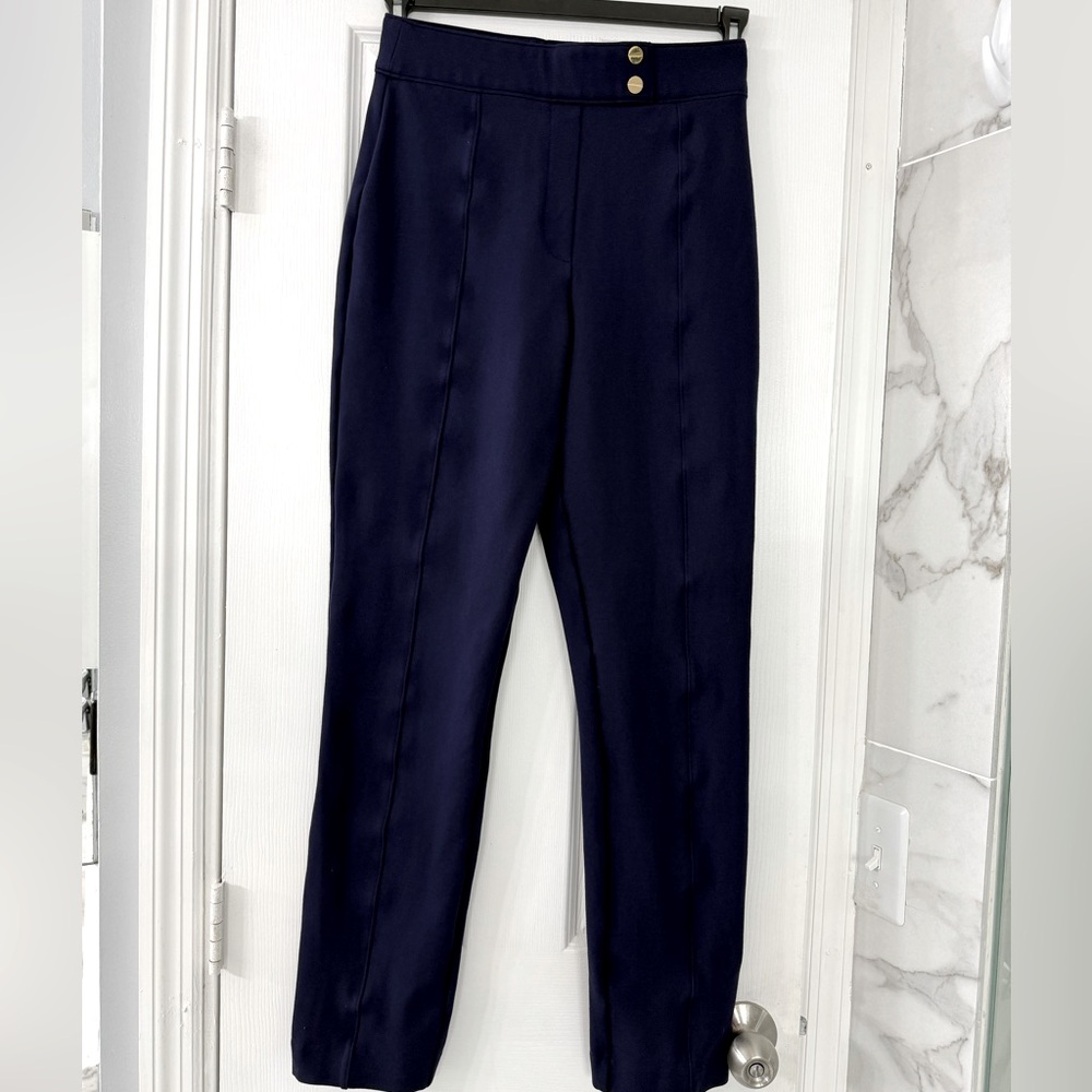 Spanx Perfect Pant Skinny Navy Blue. Small. Ankle. Great condition! Fall Staple